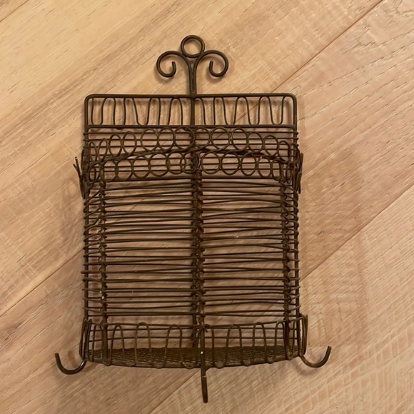 Rustic Carry All. - Picture 7 of 14